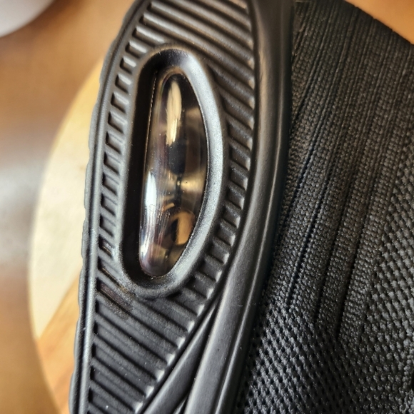 Black Women's Slip-On Shoes - Picture 2 of 6